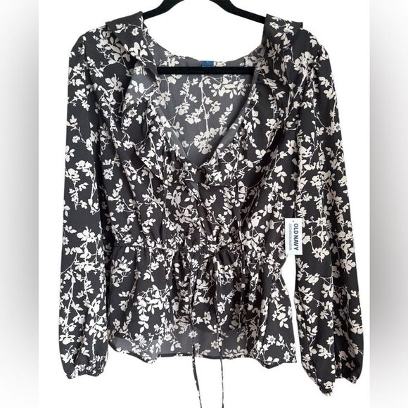 Black & White Peplum Hem Ruffle Blouse Lg - Picture 1 of 10